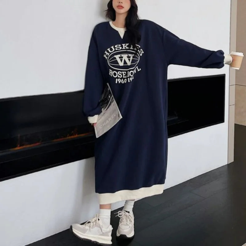 Fall Outfit Idea With Fleece Long Dress And Casual Print For Cozy Looks