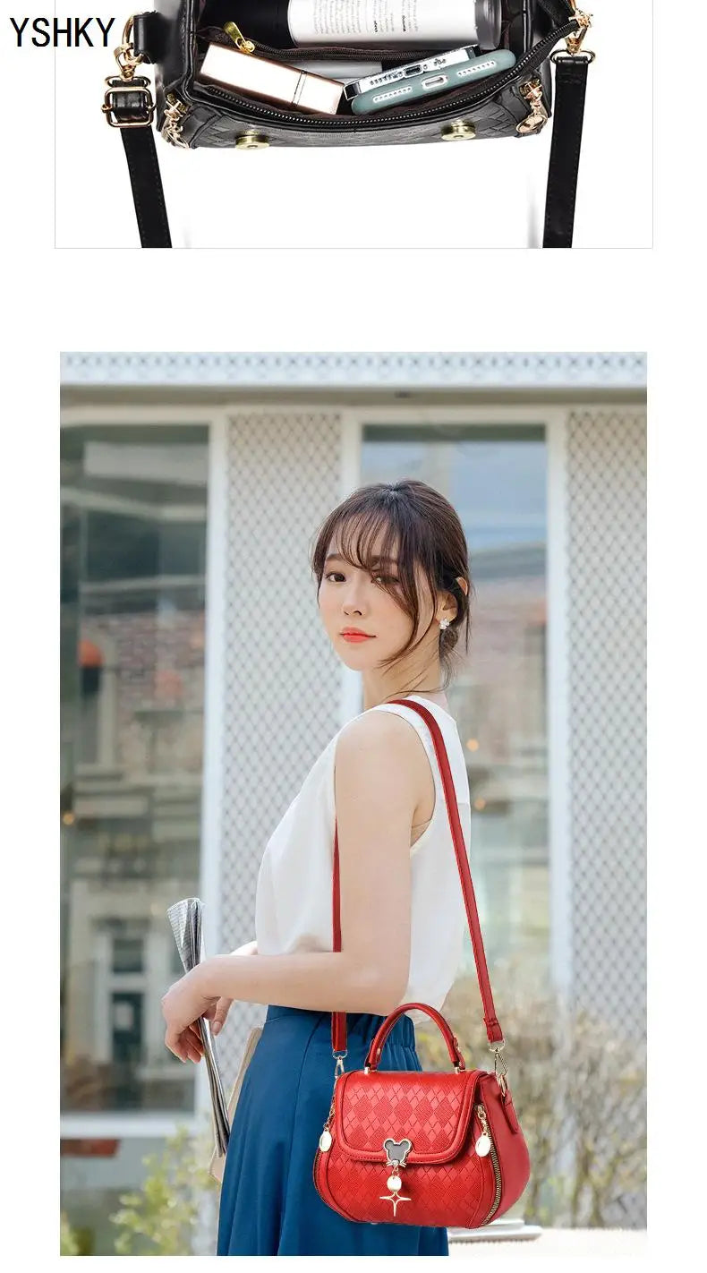 Chic Shoulder Bag In Genuine Leather For Outfits Fashion And Soft Girl Vibes