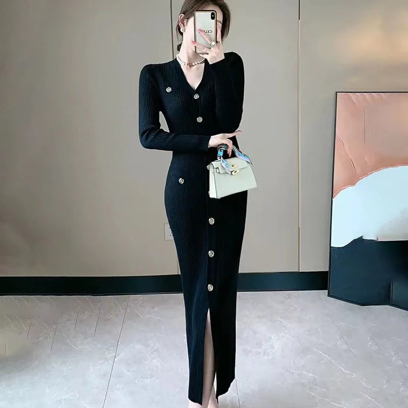 Winter Outfit Idea With Knitted Midi Dress And Slim Fit V Neck Style