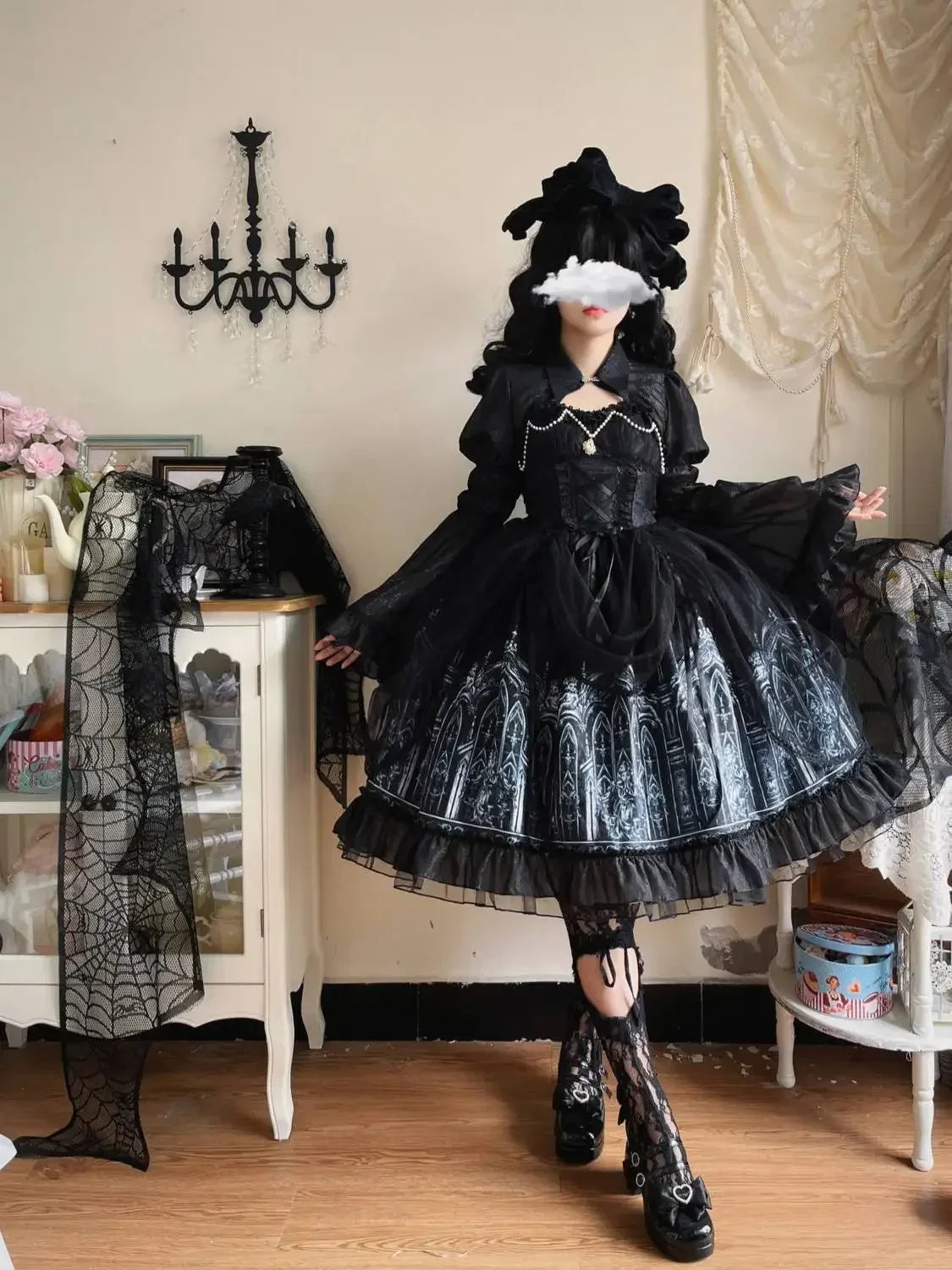 Gothic Style Long Dress For Evening Outfits Featuring Shawl And Victorian Details