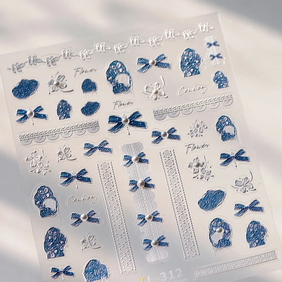 3D Gold Flower Nail Stickers For Fall Nails Inspiration And Luxury Nail Styling