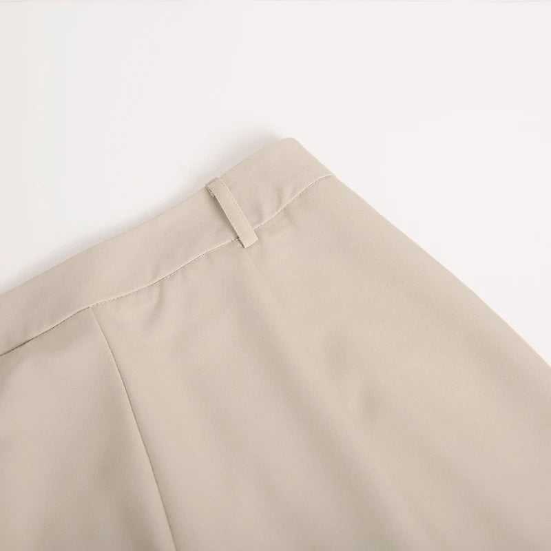 Fall 2025 Elegantcore High Waisted Black Straight Trousers with Tailored Wide Leg Silhouette for Chic Office to Evening Transitions