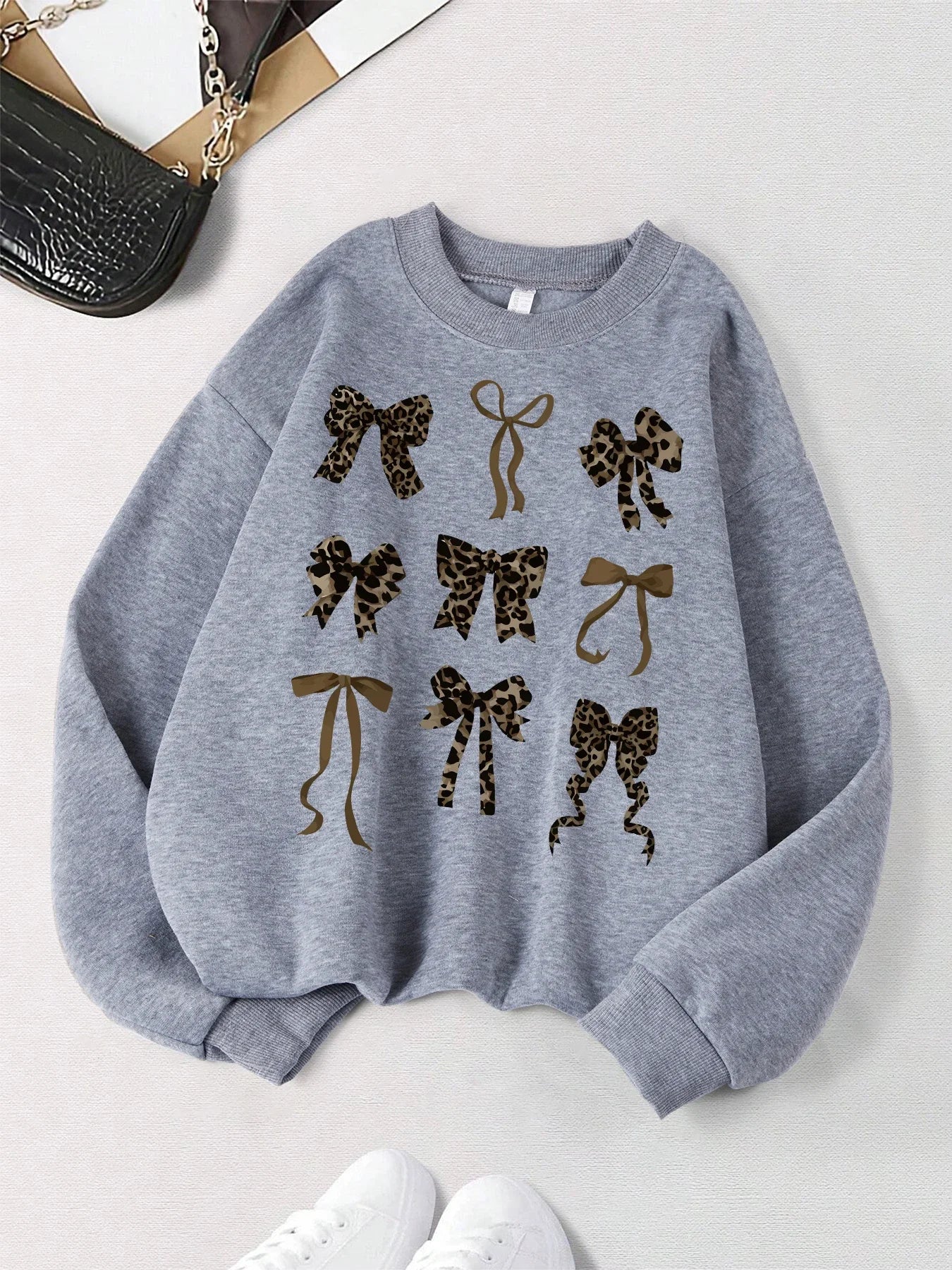 Street Style Sweatshirt Fall Outfit With Retro Leopard Print For Casual Looks