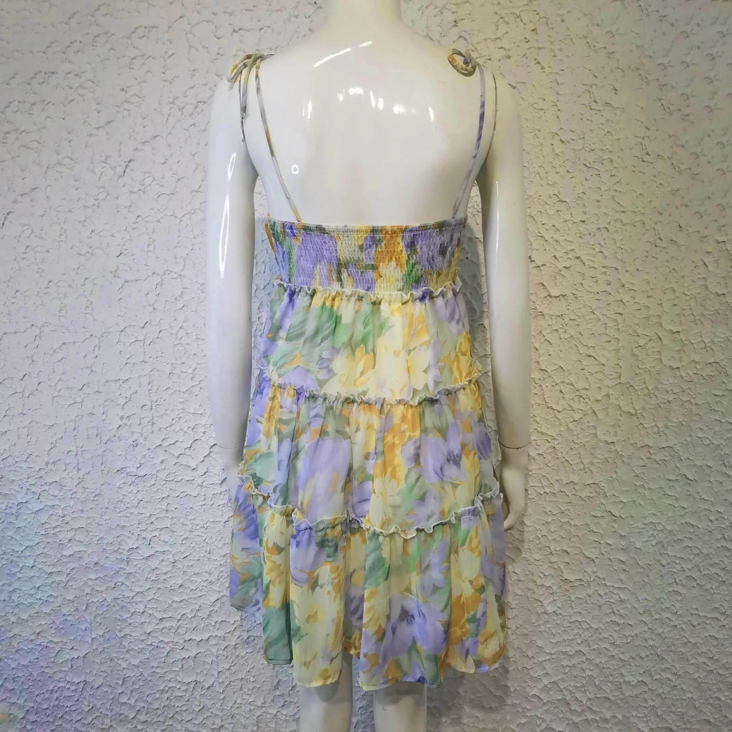 Boho Floral Backless Chiffon Sundress – Layered Ruffles, Strappy Sleeveless Holiday Mini Dress for Summer 2025