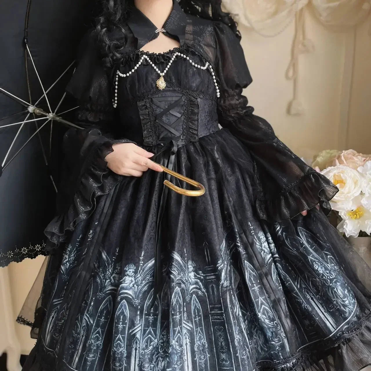 Gothic Style Long Dress For Evening Outfits Featuring Shawl And Victorian Details