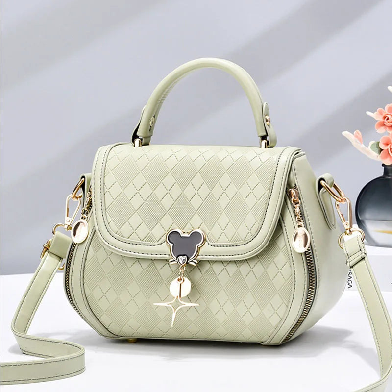 Chic Shoulder Bag In Genuine Leather For Outfits Fashion And Soft Girl Vibes