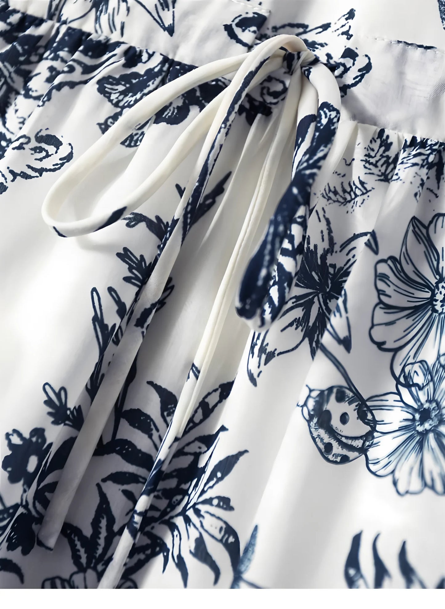 French Style Long Dress With Vintage Print And Tie Waist For Spring Fashion