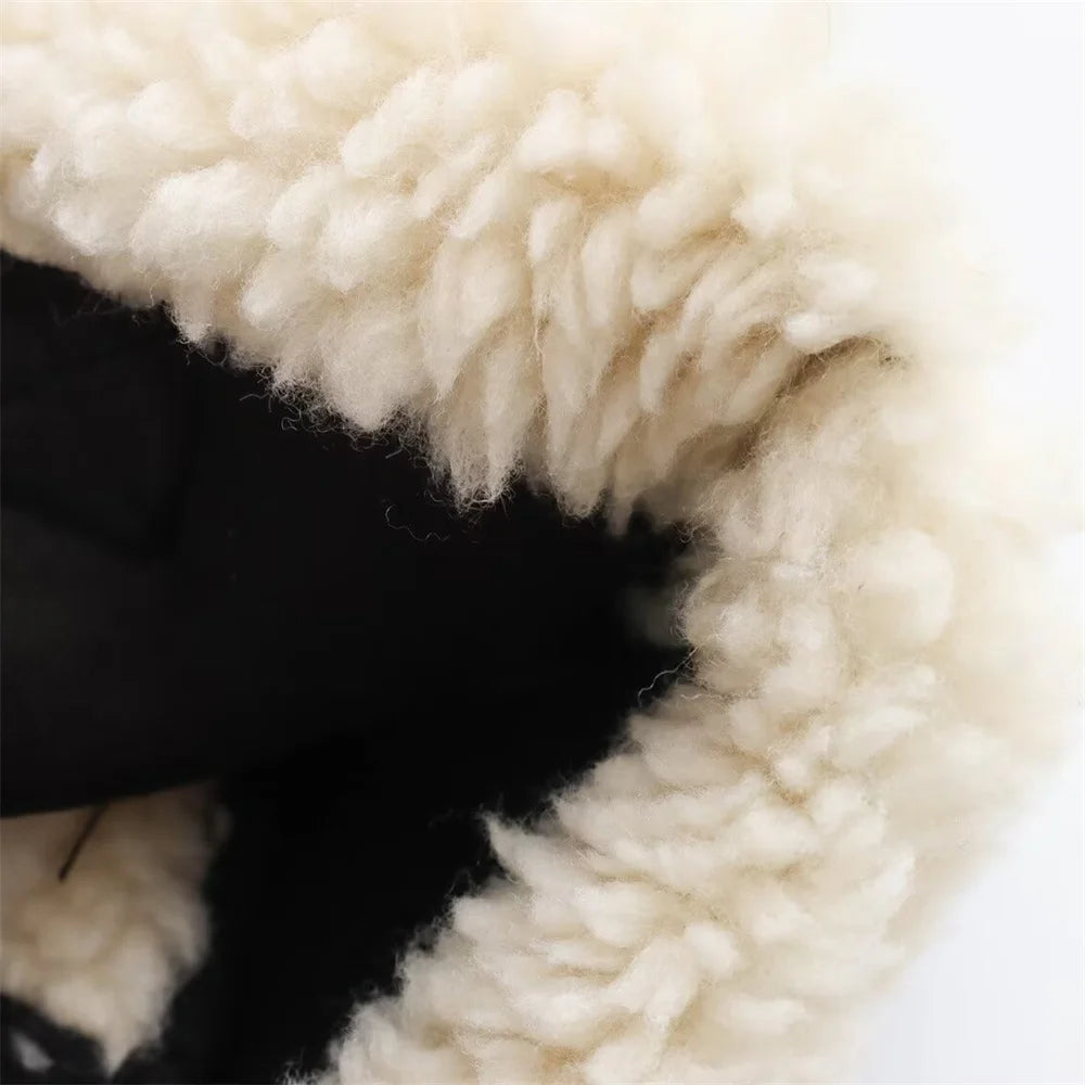 Fall Jacket Outfit Idea Featuring Fur Details And European Vibes