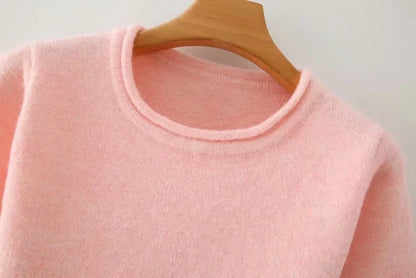 Contemporary Knit: O-Neck Crop Sweater
