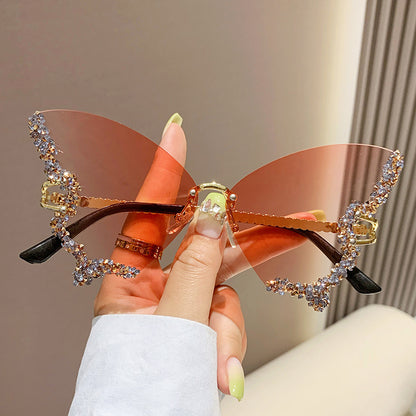 Retro It-Girl: Chic Vintage Cat Eye Eyewear
