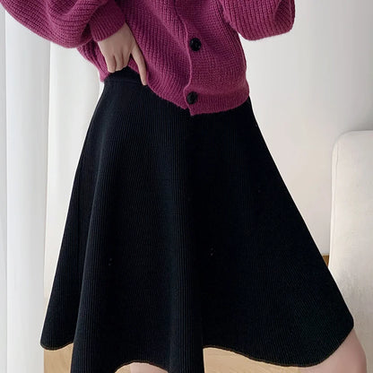 Knitted High Waist Pleated Skirt