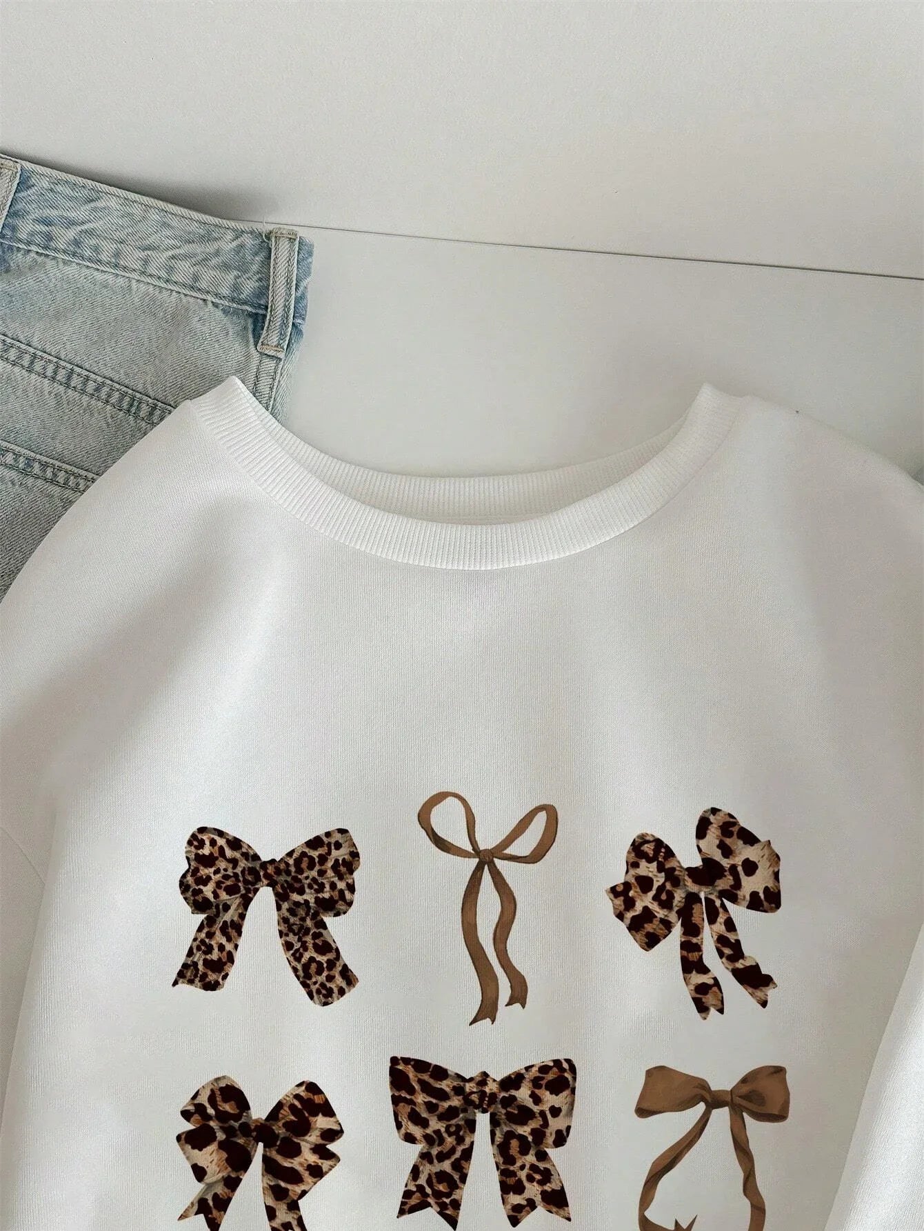 Street Style Sweatshirt Fall Outfit With Retro Leopard Print For Casual Looks