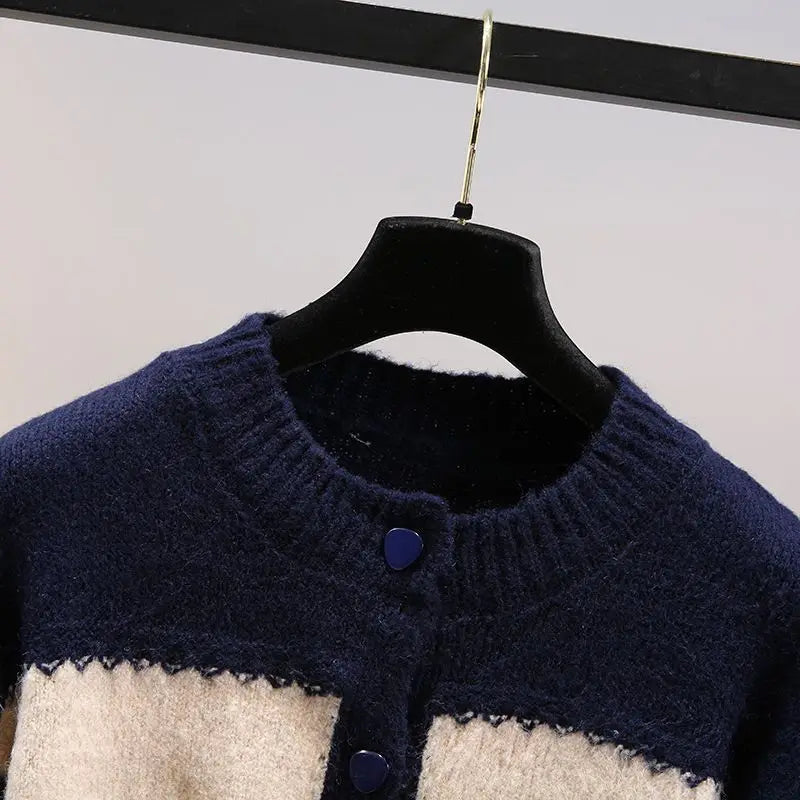 Boho-Chic Multicolor Knit Cardigan with Dramatic Lantern Sleeves for Fall
