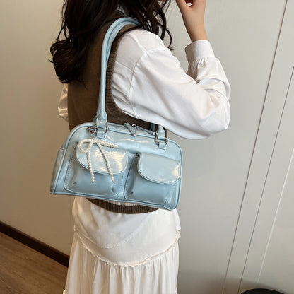 Versatile Underarm Bag With Minimalist Elegance And Effortless Everyday Vibes