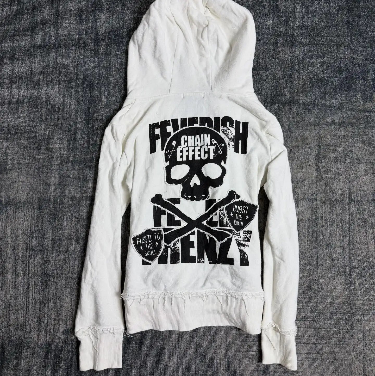 Retro Streetwear Outfit Aesthetic Y2K Skull Embroidered Hoodie Oversized Casual Jacket Inspiration