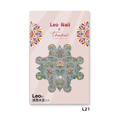 Autumn Nail Art Stickers With White Flowers And Gradient Shine For Fall Nail Ideas