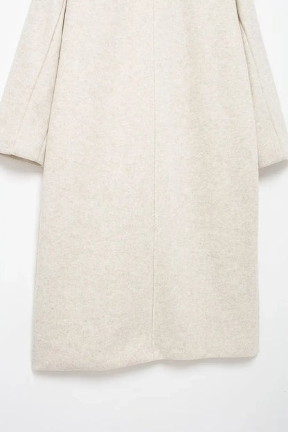 Fall Outfit Inspiration Loose-Fit Jacket With Soft Streetwear Vibes