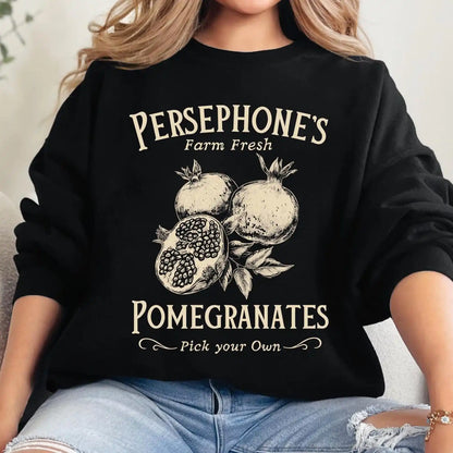 Bookish Fall Sweatshirt With Dark Academia Aesthetic For Casual Outfits