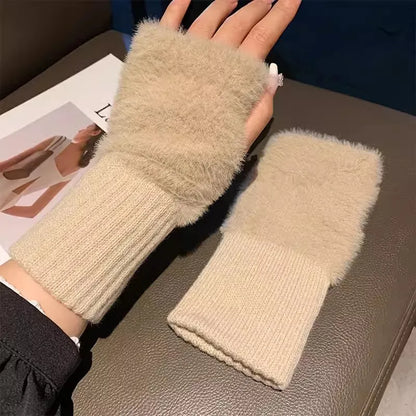 Snow Luxe Luxury Knit Wrist Gloves