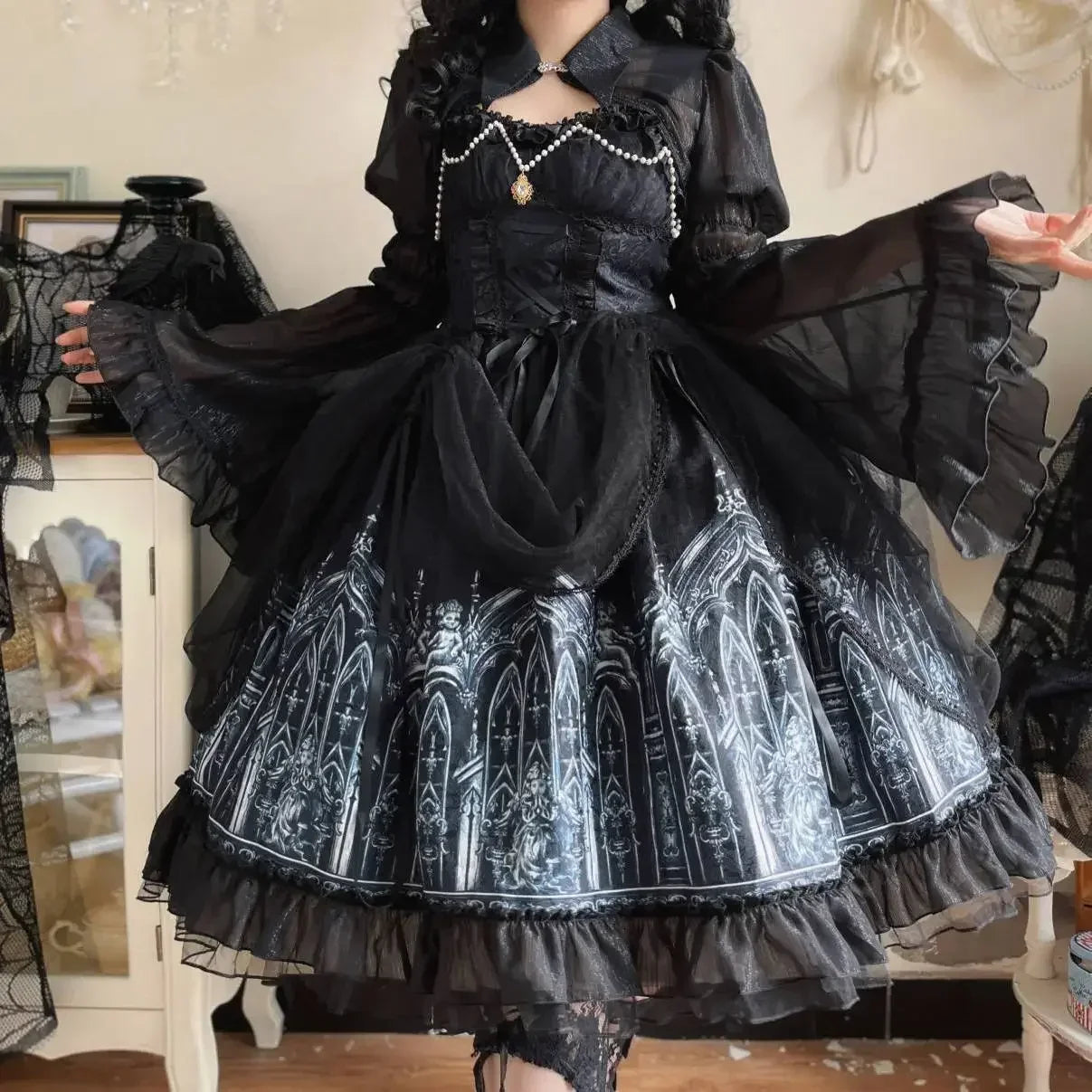 Gothic Style Long Dress For Evening Outfits Featuring Shawl And Victorian Details