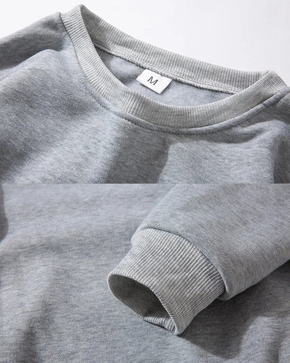 Bookish Fall Sweatshirt With Dark Academia Aesthetic For Casual Outfits