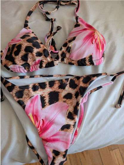 Midnight Allure: Laced-Up Leopard Print Bikini Set