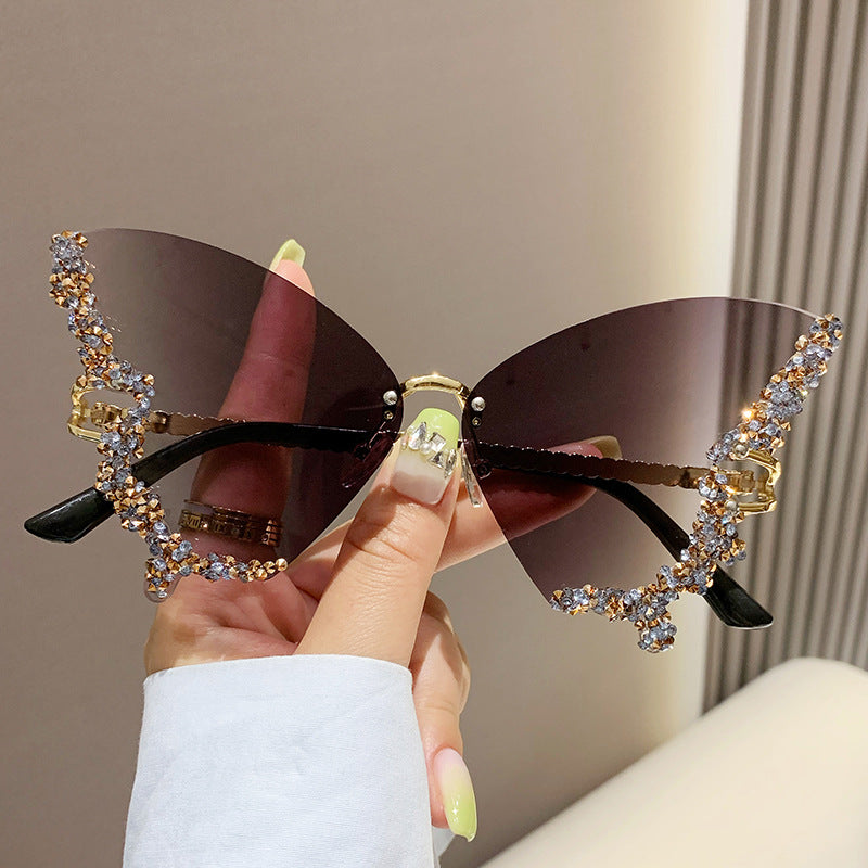 Retro It-Girl: Chic Vintage Cat Eye Eyewear