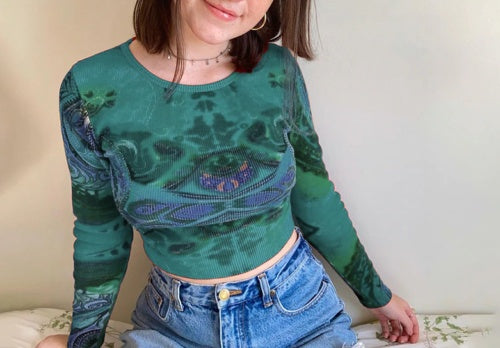 Oversized Street: Hip-Hop Graphic Tee